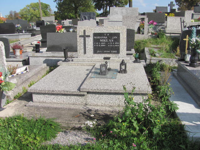 Grób Marianna Mikłas