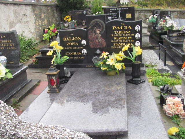 Grób Tadeusz Pacia